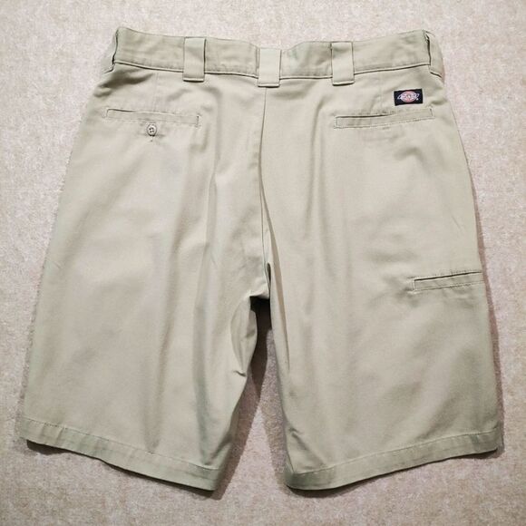 Dickies Khaki Relaxed Flex Fit Men's Work Shorts #6 - Picture 4 of 11